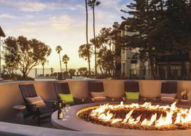 Zachari Dunes on Mandalay Beach, Curio Collection by Hilton 2
