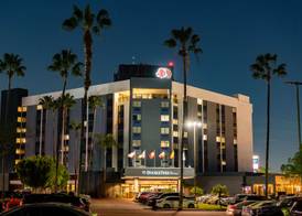 DoubleTree by Hilton Carson 4