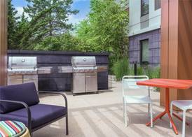Home2 Suites by Hilton Milwaukee Airport 5
