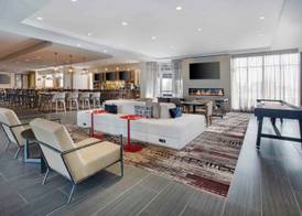 DoubleTree by Hilton Chicago Midway Airport 3