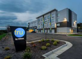 Tru By Hilton Radford 2