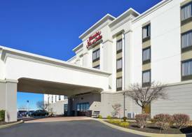 Hampton Inn & Suites Wilmington 3