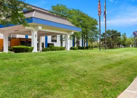 Hampton Inn Chicago-Naperville 5