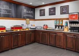Hampton Inn & Suites Lake Mary At Colonial Townpark 4