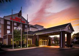 Hilton Garden Inn Hampton Coliseum Central 2