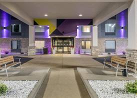 Spark by Hilton La Crosse Onalaska 4