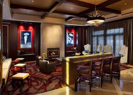 Juniper Hotel Cupertino, Curio Collection by Hilton 5