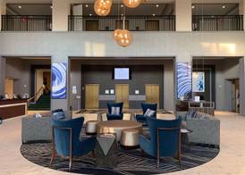 DoubleTree Suites by Hilton & Conf Ctr Chicago-Downers Grove 3