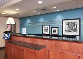 Hampton Inn & Suites Grand Rapids-Airport 28th St 2