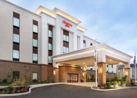 Hampton Inn by Hilton North Olmsted Cleveland Airport 2