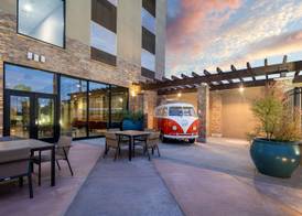 SunCoast Hotel Anaheim, Tapestry Collection by Hilton 3
