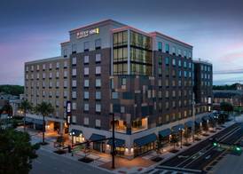 Hilton Garden Inn Orlando Downtown 2