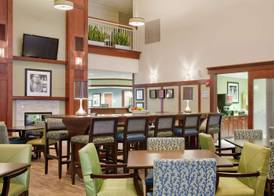 Hampton Inn & Suites Providence/Warwick-Airport 3