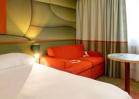 Ibis Styles Lisieux Normandie 2