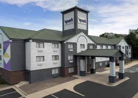 Spark by Hilton Lakewood Denver Southwest 2