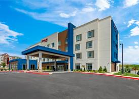 Hampton Inn Daleville 4