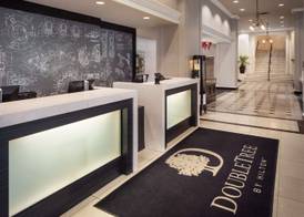 DoubleTree Suites by Hilton Detroit Downtown - Fort Shelby 5
