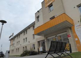 Première Classe Roissy - Aéroport CDG - Le Mesnil-Amelot 2