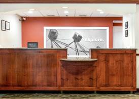 Hampton Inn & Suites Bethlehem 4
