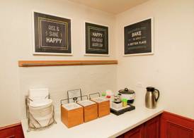 Hampton Inn Commerce Novi 4