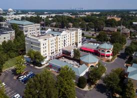 Hampton Inn & Suites Charlotte/SouthPark at Phillips Place 2