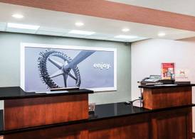 Hampton Inn West Springfield 4