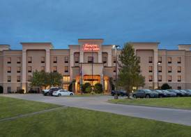Hampton Inn & Suites Pine Bluff 3