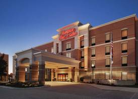 Hampton Inn & Suites Mishawaka/South Bend at Heritage Square 3