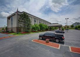 Hampton Inn by Hilton Indianapolis-South 3