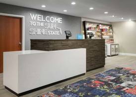 Hampton Inn & Suites Tampa/Ybor City/Downtown 5