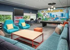Tru By Hilton Charlotte Airport Lake Pointe 4