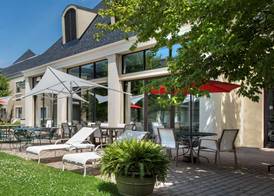 DoubleTree by Hilton Chicago Wood Dale - Elk Grove 3