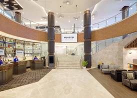 Novotel Jakarta Cikini 4
