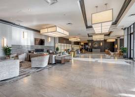 Hilton Promenade at Branson Landing 4
