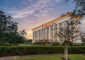 Hampton Inn Orlando Airport 5