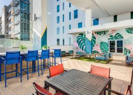 SERENA Hotel Aventura Miami, Tapestry Collection by Hilton 4