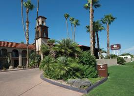 DoubleTree Suites by Hilton Tucson - Williams Center 2