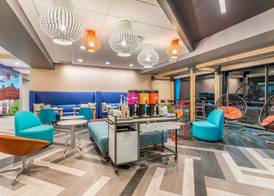 Tru By Hilton Madison West 3