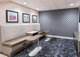 Hampton Inn Hartford/Airport 2