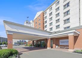 Homewood Suites by Hilton East Rutherford - Meadowlands, NJ 4