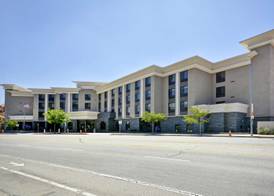 Hampton Inn & Suites Los Angeles Burbank Airport 2