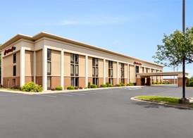Hampton Inn Springfield-South 2