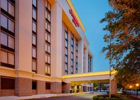Hampton Inn Louisville Downtown 3
