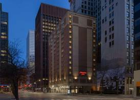 Hampton Inn Cleveland-Downtown 3