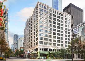 Hampton Inn & Suites Chicago-Downtown 3