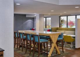 Hampton Inn Anchorage 3
