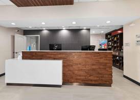 Hampton Inn & Suites Houston - Rosenberg 2