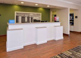 Hampton Inn & Suites Wilmington 5