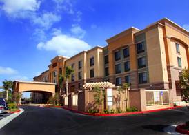 Hampton Inn & Suites Seal Beach 2