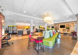 Home2 Suites by Hilton Charlotte Airport 2